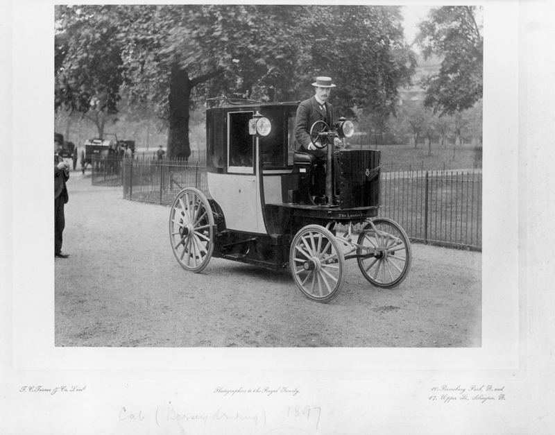 A Bersey taxi in one of the Royal parks