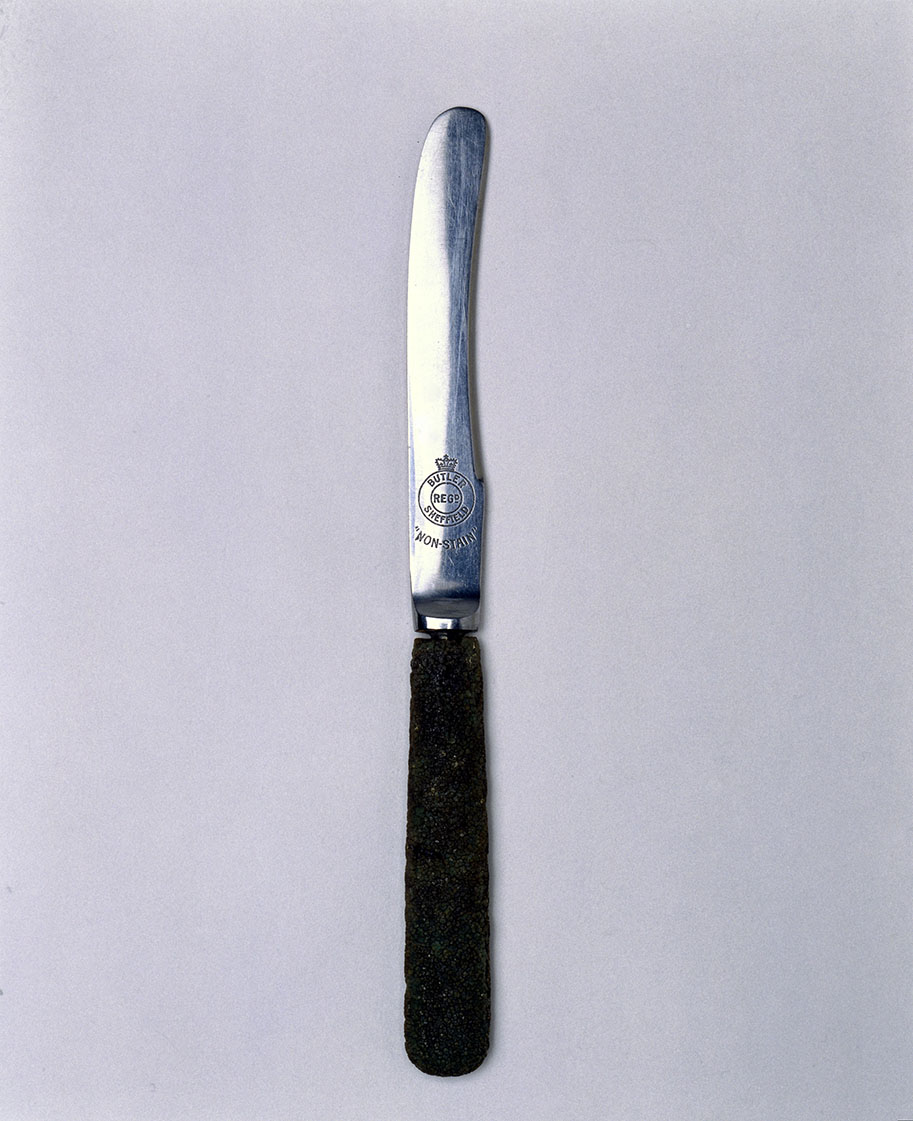 An early stainless steel knife made by Butler of Sheffield, c. 1915. 