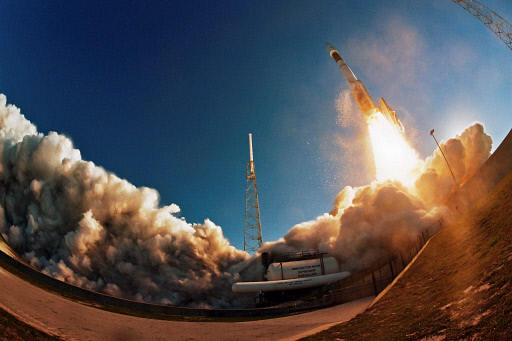 Atlas V Launches Inmarsat Communications Satellite. Credit: Science Faction/UIGH/SSPL  