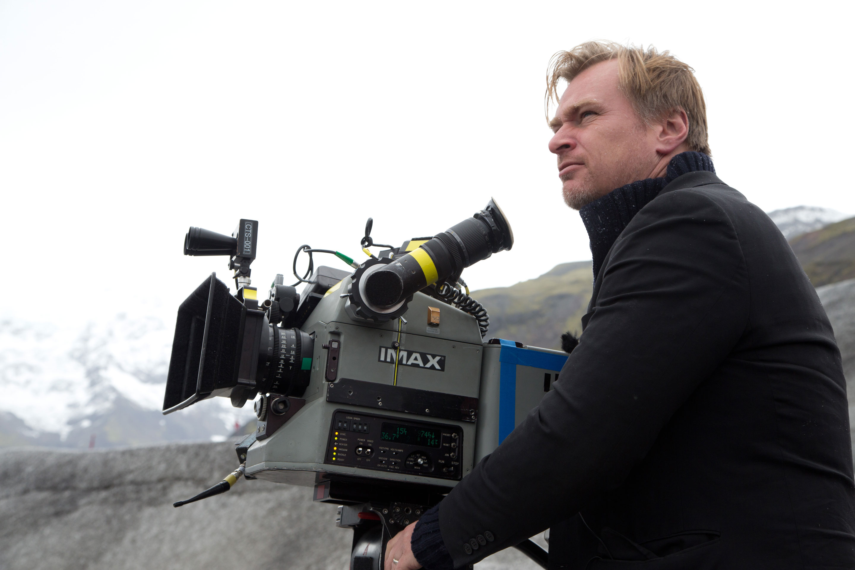 Christopher Nolan filming on the set of Interstellar. © 2014 Warner Bros. Entertainment. All rights reserved