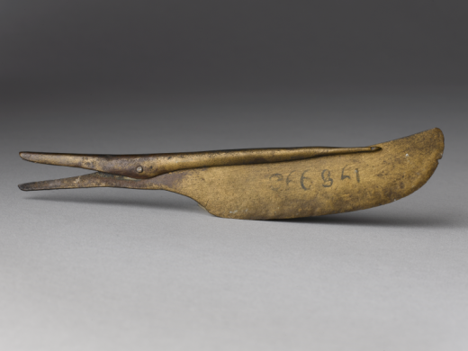 Bronze hair curling tongs and trimmer, Egypt, 1575-1194 BCE
