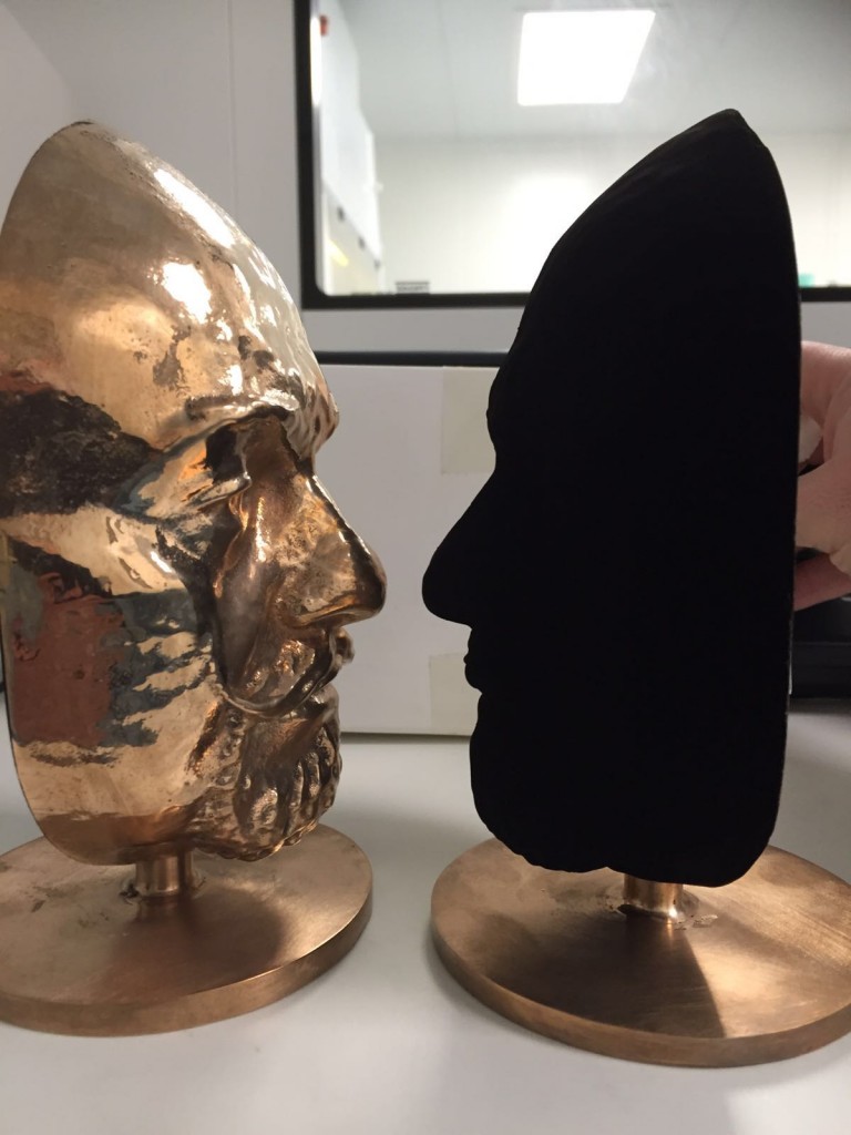 Two busts of The One Show presenter Marty Jopson, one coated with Vantablack. Credit: Surrey Nanosystems