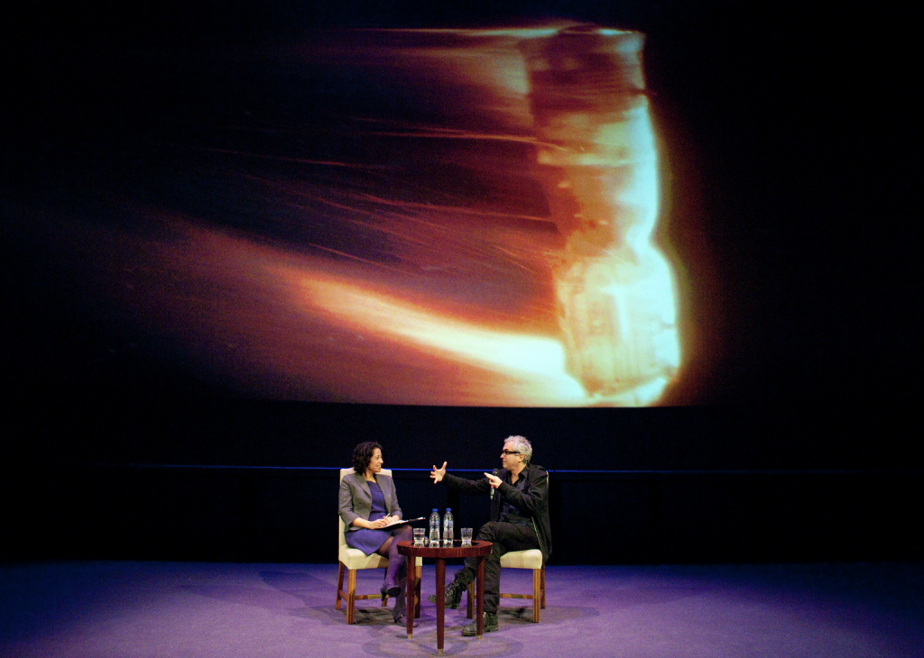 Alfonso Cuarón talks to broadcaster Samira Ahmed about a key scene from his film Gravity. Credit: Science Museum. 