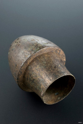 Bronze cupping vessel from Pompeii (object A608651). 