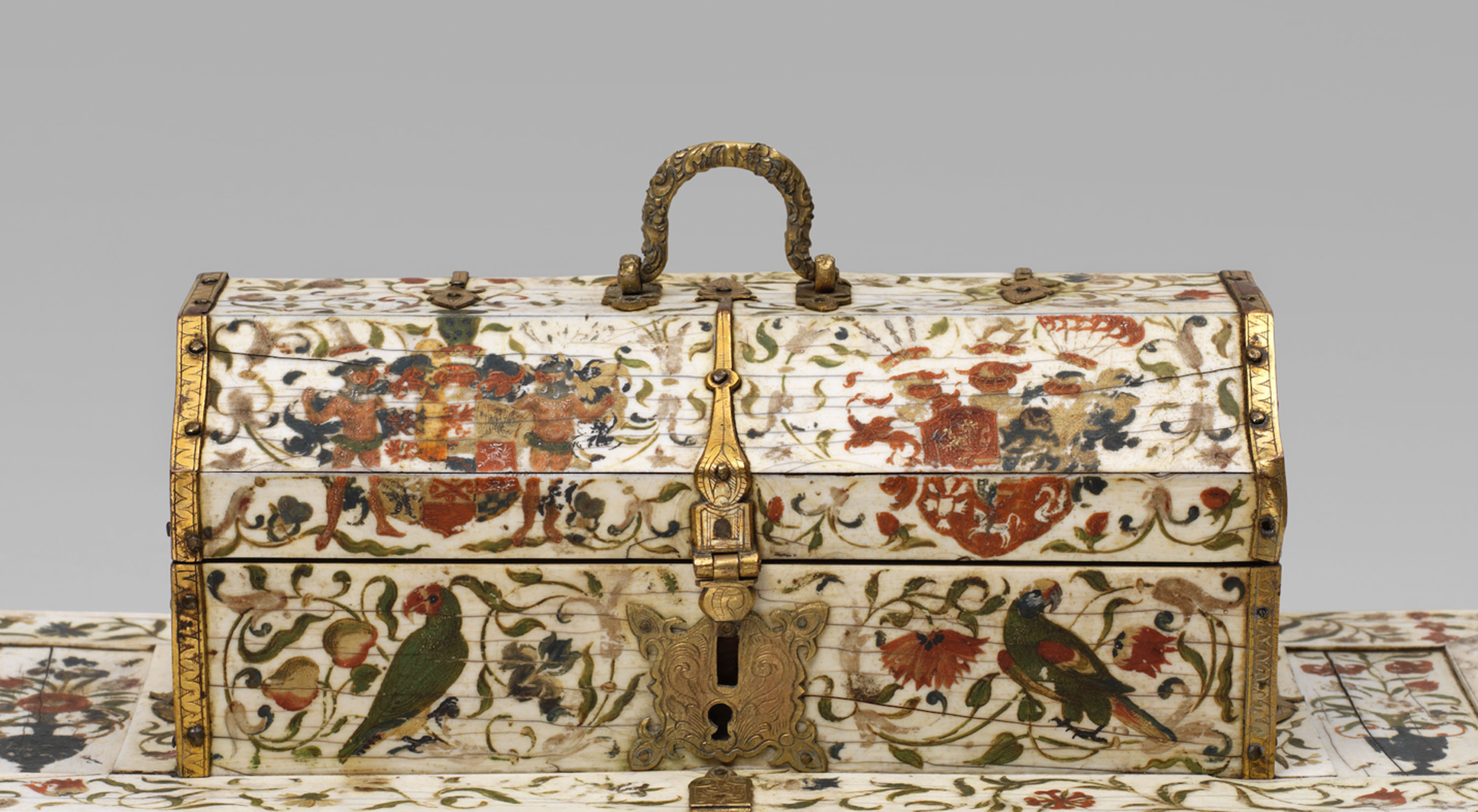 The front of the box features two family coats of arms. © The Samuel Courtauld Trust, The Courtauld Gallery, London.