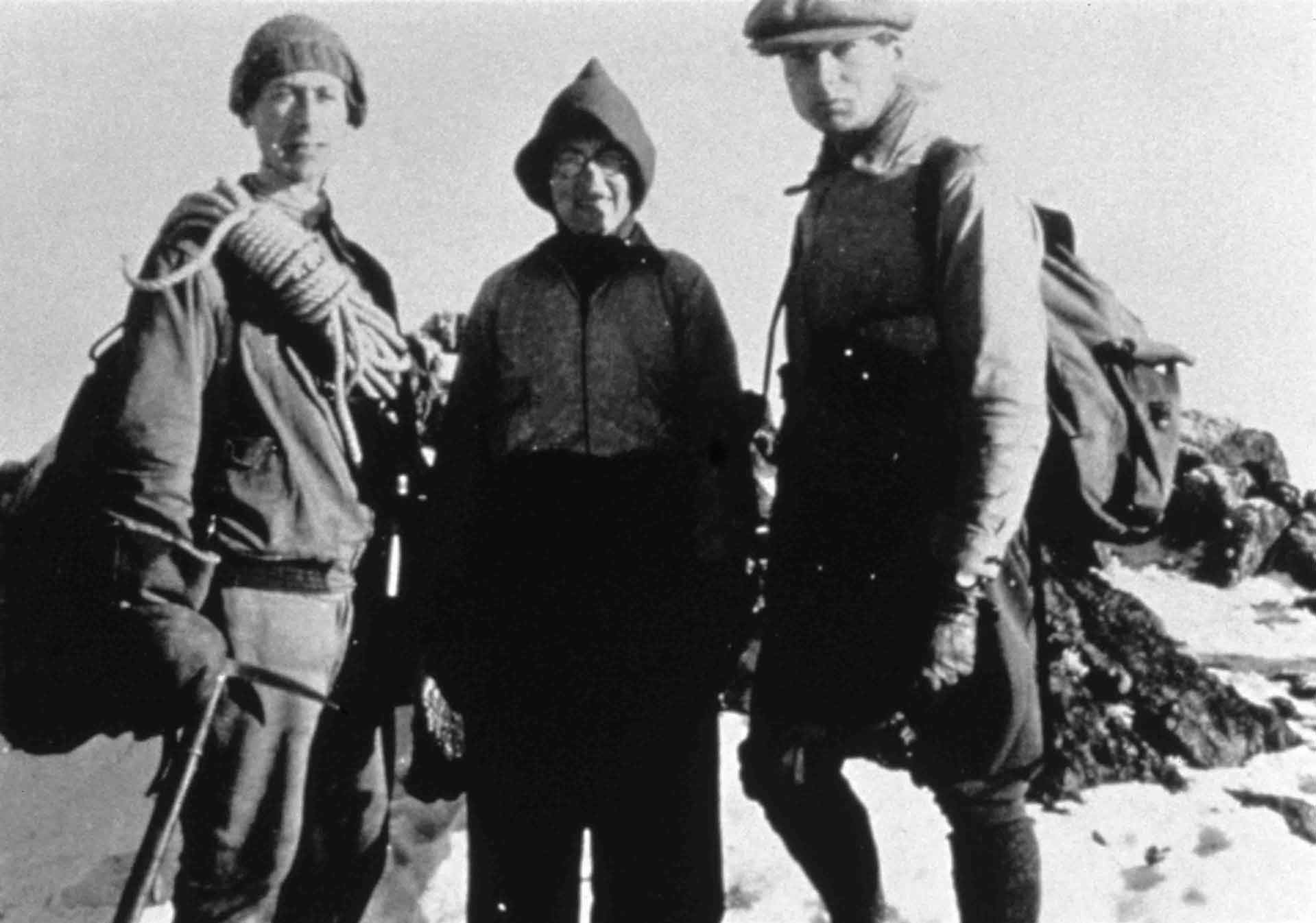 Elsie Widdowson with volunteers in the Lake District. Image credit: Margaret Ashwell