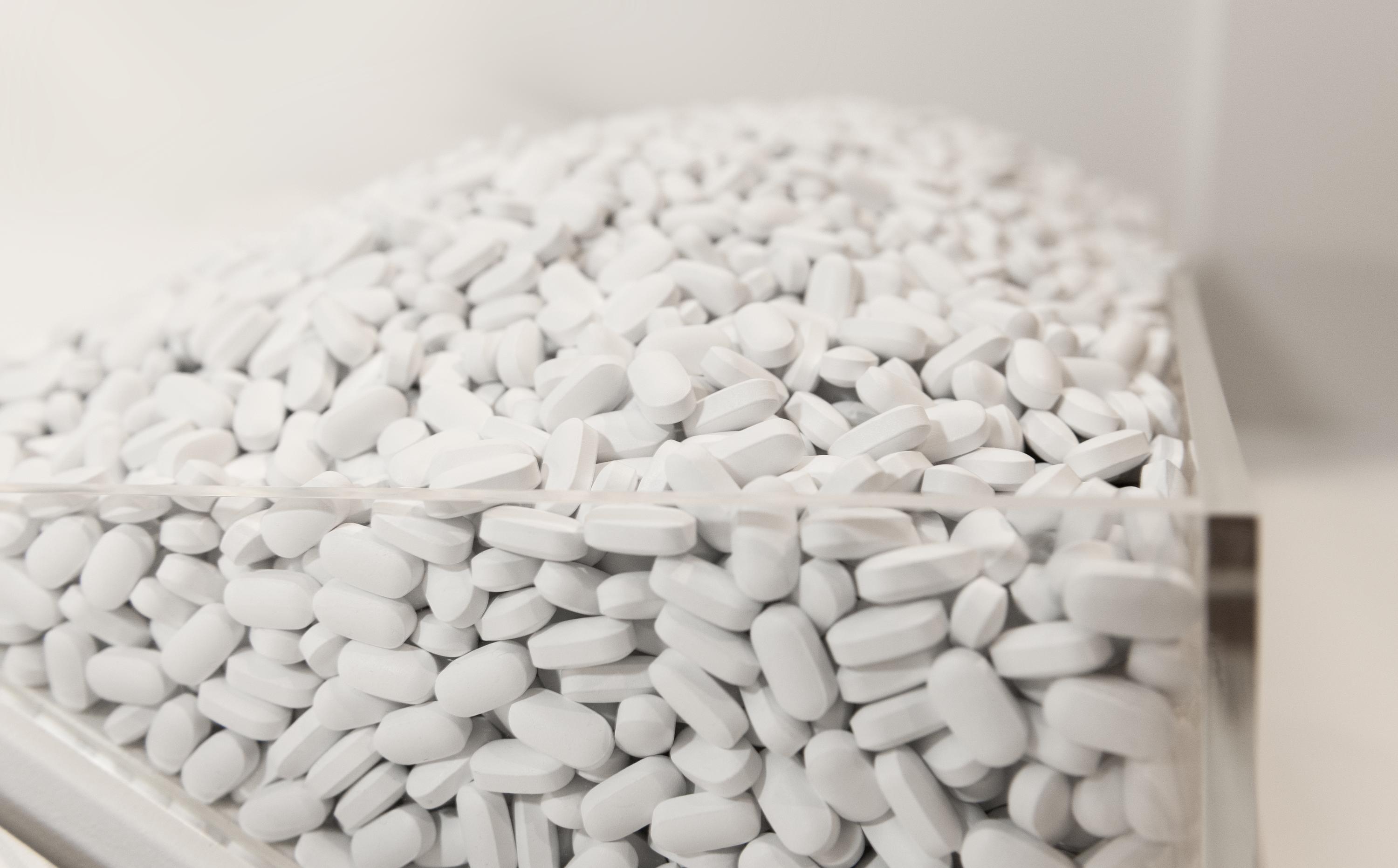 14,000 pills, illustrating the treatment of drug-resistant TB