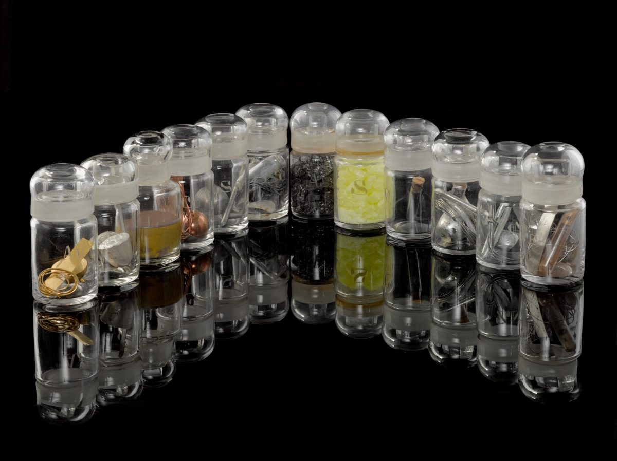 Prince Bonaparte’s collection of elements, bequeathed to the South Kensington Museum in 1892. From left to right: gold, silver, mercury, copper, antimony, lead, arsenic, sulphur, carbon, tin, zinc and iron. 
