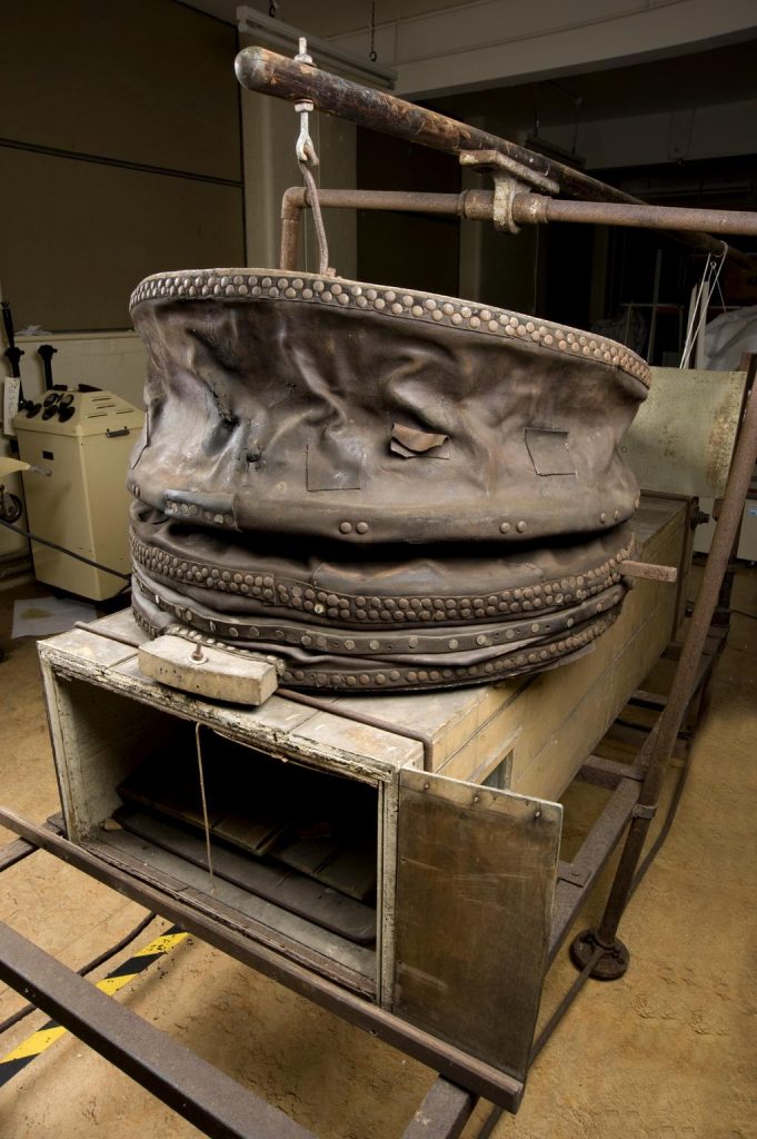 Custom built Iron Lung, Science Museum Group Collection © The Board of Trustees of the Science Museum
